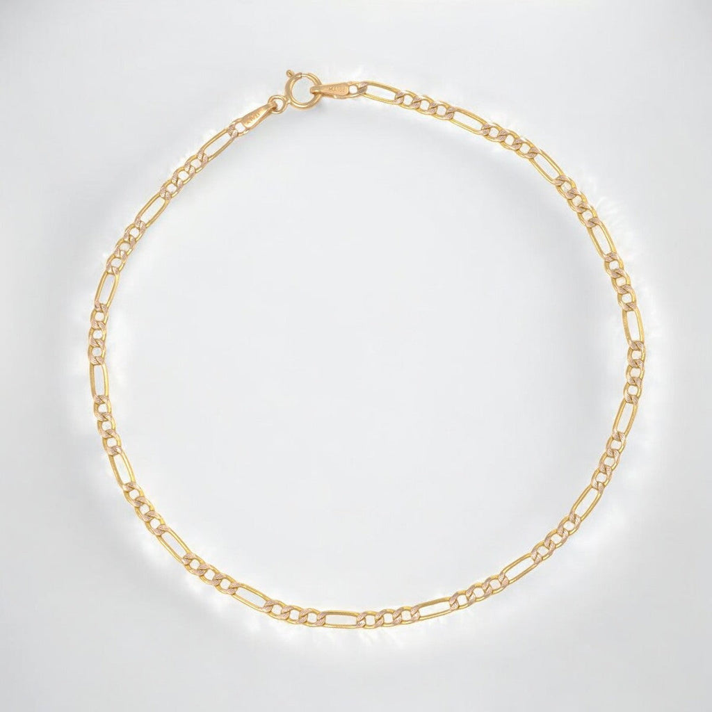 Pulsera Italiana Figaro Pave De 10 Quilates 2.4mm, 21.5 Cm
