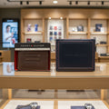 Cartera Tommy Hilfiger Hombre — Leather Wallet Café con Protección RFID
