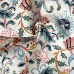 1/2 metro de Terciopelo William Morris Evenlode rosa y marfil