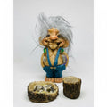 Troll Estudio Niño + Comedero 10 Cm Figura De Resina. Azul