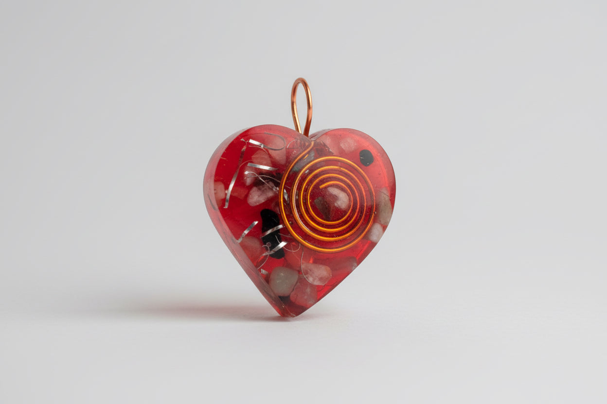 Orgonita Colgante Corazon Dije Amuleto Limpia La Energía