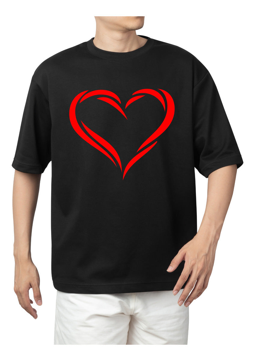 Playera Negra Hombre – Corazón Minimalista | Diseño Sutil y Elegante | Minimalismo Urbano