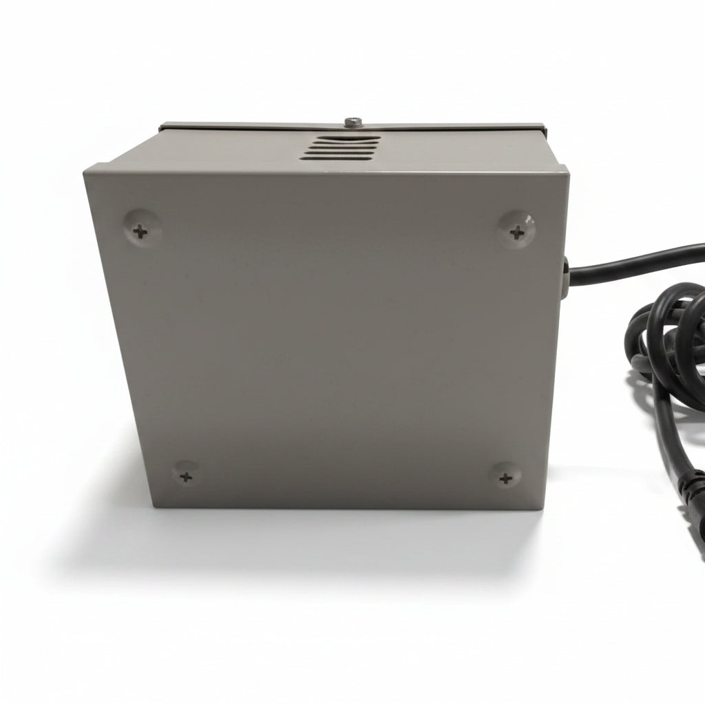 Autotransformador Variable STACO 3PN501B 0-140 VAC 5 A 0.7 kVA