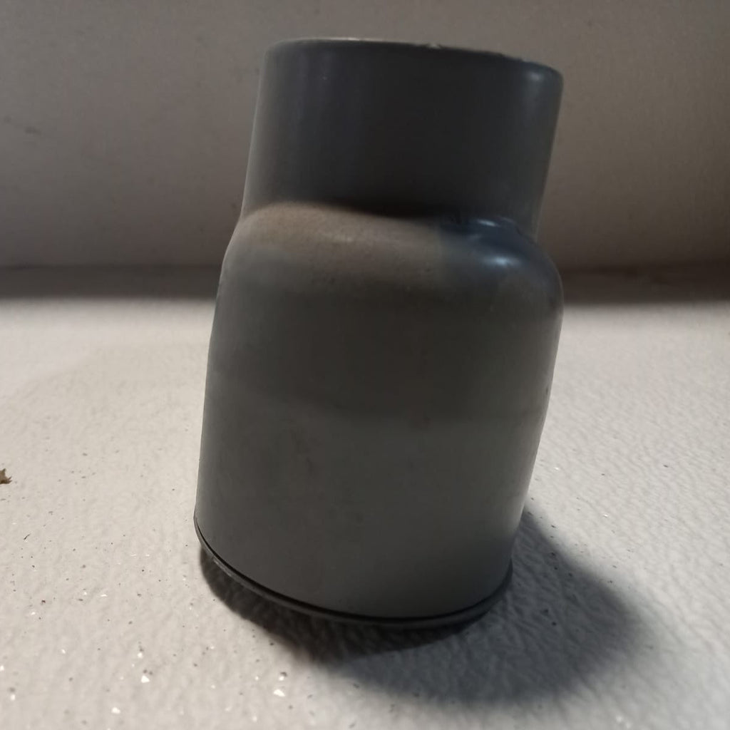 Cuerpo Condulet Tipo LB de PVC Rígido 1-1/2" Gris