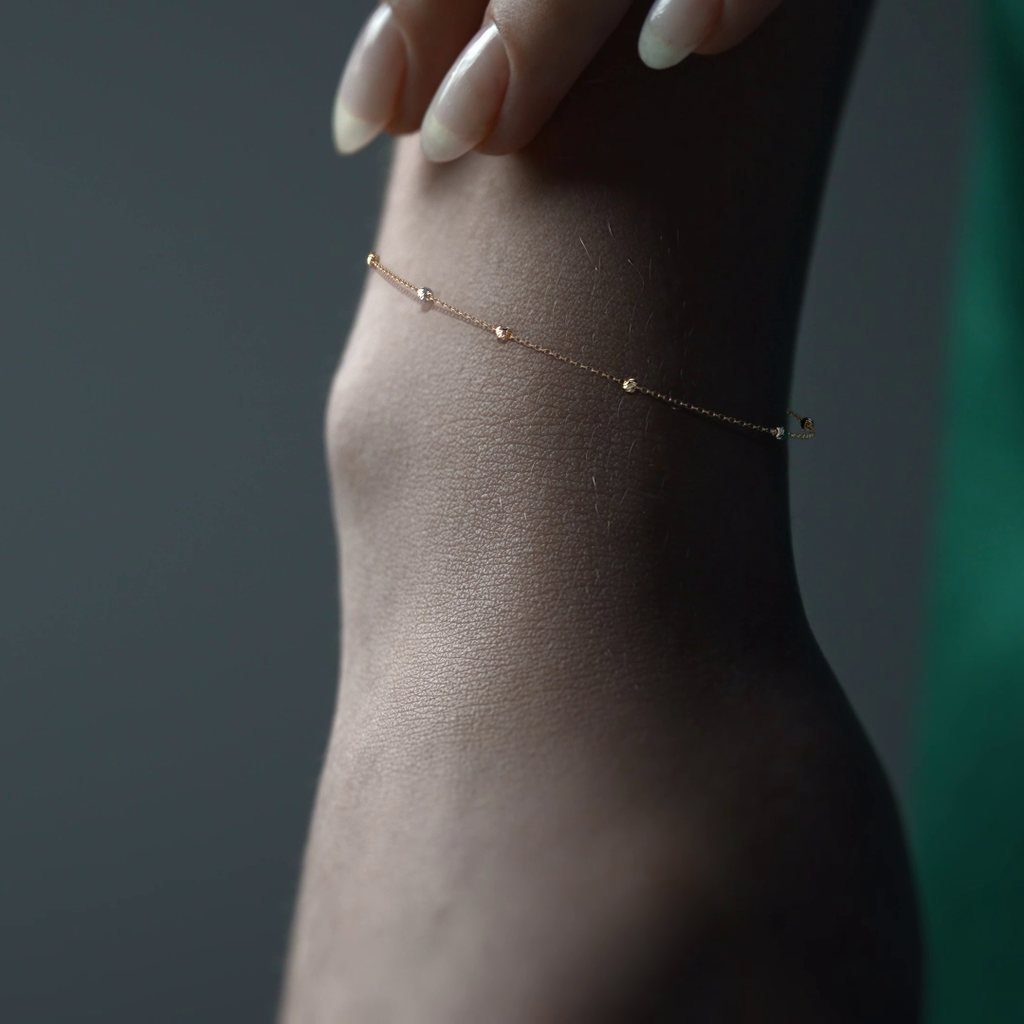 Pulsera Viviana de Oro 10K para Mujer | Brazalete Elegante y Delicado | Regalo Ideal para Dama