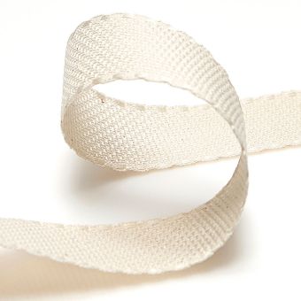 Un Metro de Cinta Aida española 3.8 cm beige crudo para Punto de Cruz con borde 14 ct