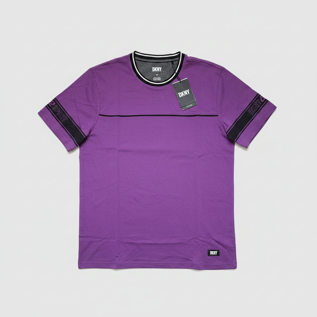 Playera DKNY Sport Caballero | Cuello Redondo Morado | Talla M